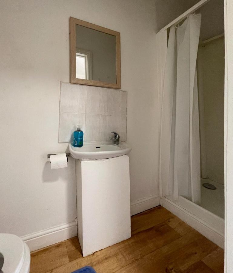 Luxury Near Wembley Stadium, Wembley Arena, Designer Outlet Appartement *