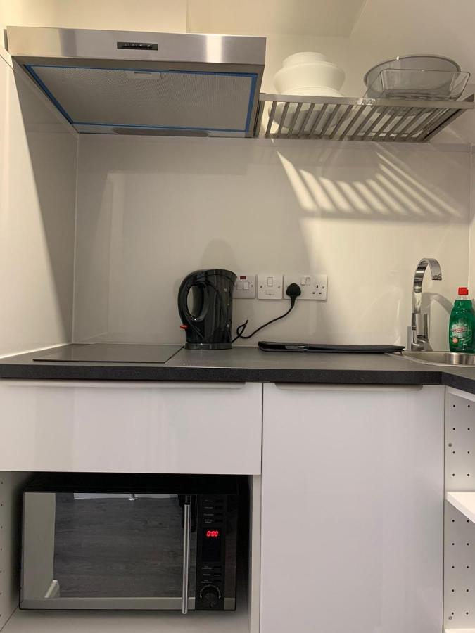 Luxury Near Wembley Stadium, Wembley Arena, Designer Outlet * Londen