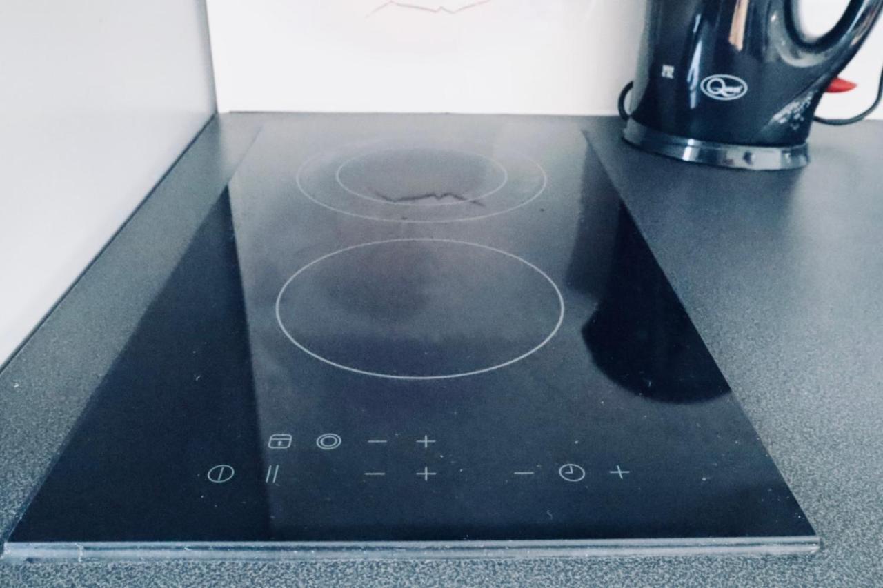 Luxury Near Wembley Stadium, Wembley Arena, Designer Outlet Appartement