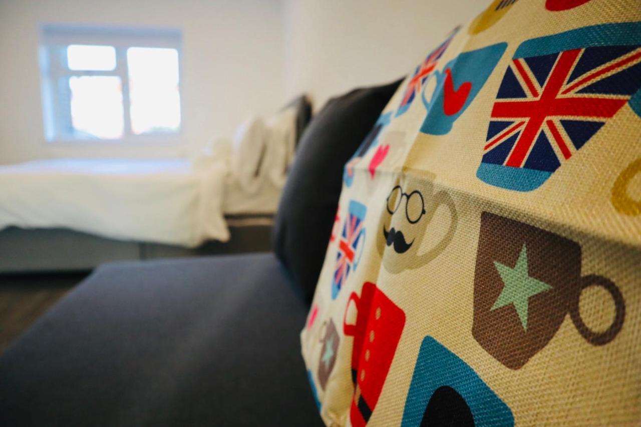 Luxury Near Wembley Stadium, Wembley Arena, Designer Outlet Appartement
