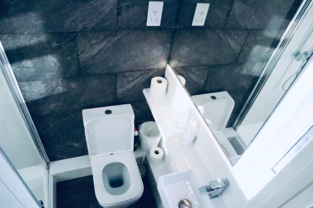 Luxury Near Wembley Stadium, Wembley Arena, Designer Outlet Appartement